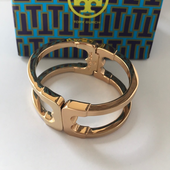 Tory Burch Jewelry - Like new Tory Burch bracelet Tory Burch Jewelry - Like new Tory Burch bracelet
